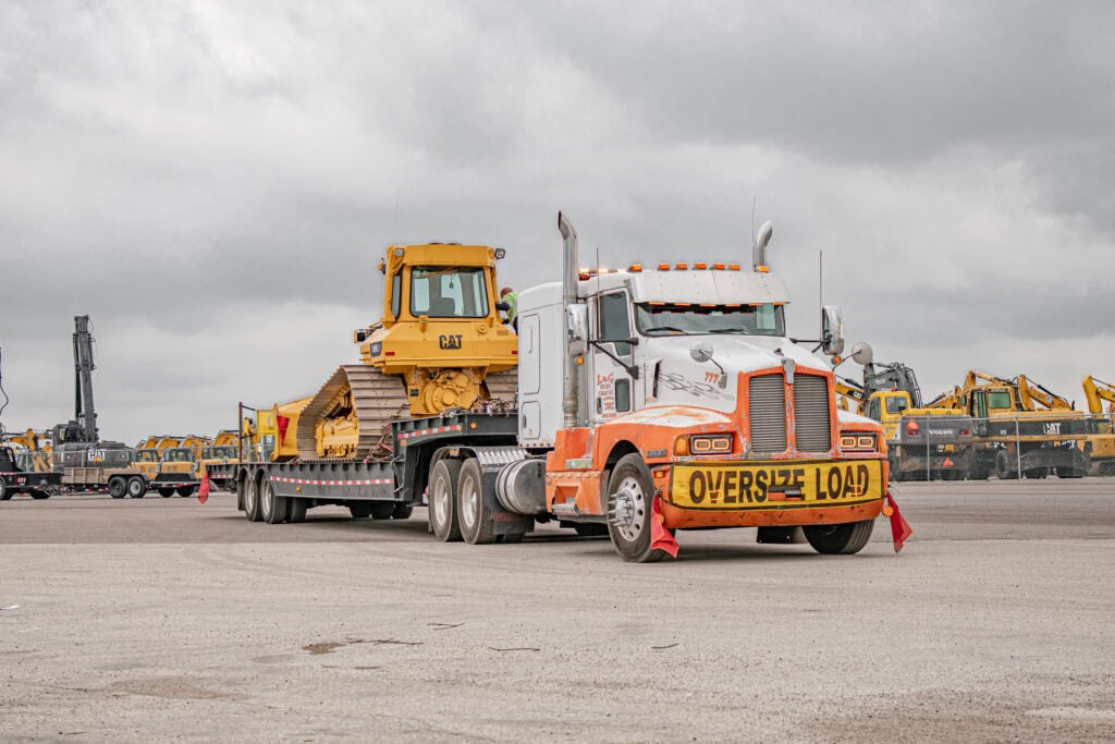  Kenworth Cat Dozer 